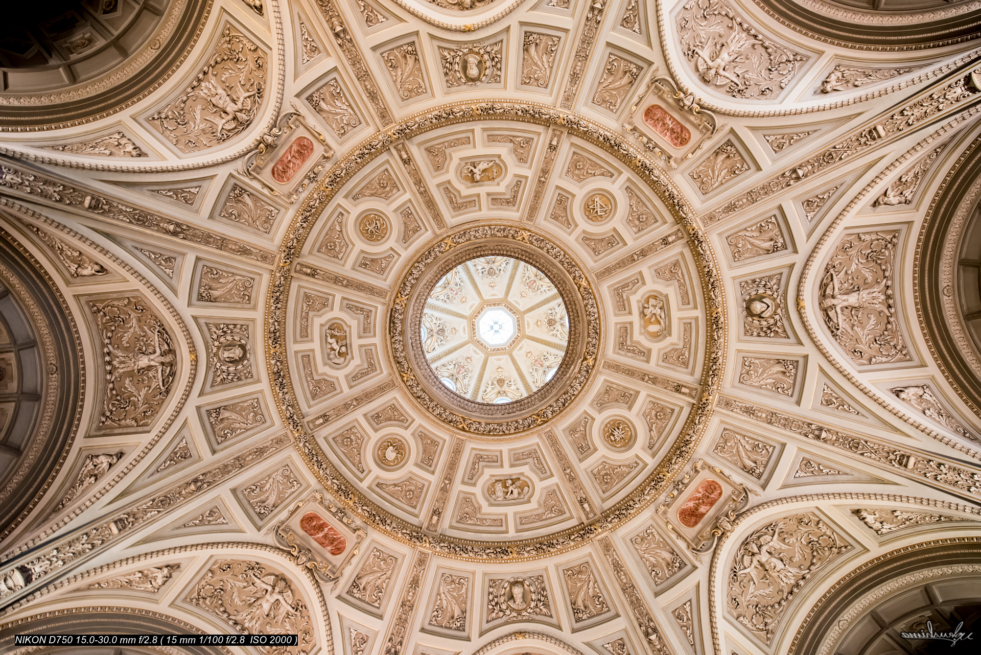 CEILING of KUNSTHISTORISCHES MUSEUM @VIENNA