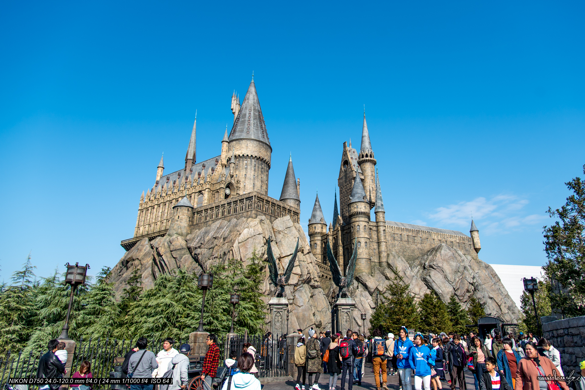 HOGWARTS SCHOOL OF WITCHCRAFT AND WIZARDRY ＠UNIVERSAL STUDIOS JAPAN